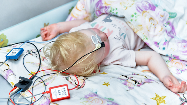 ASSR тест ребенку в Центре хорошего слуха